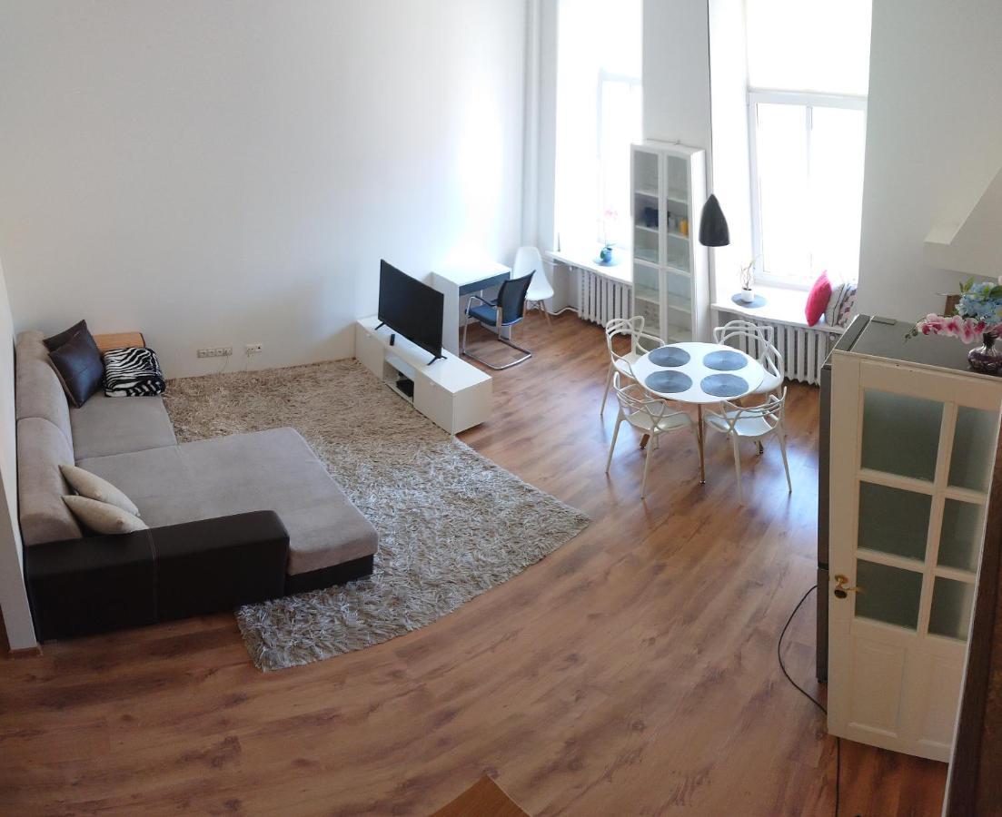 Centre Kreutzwaldi Apartment, Free Parking Apartment