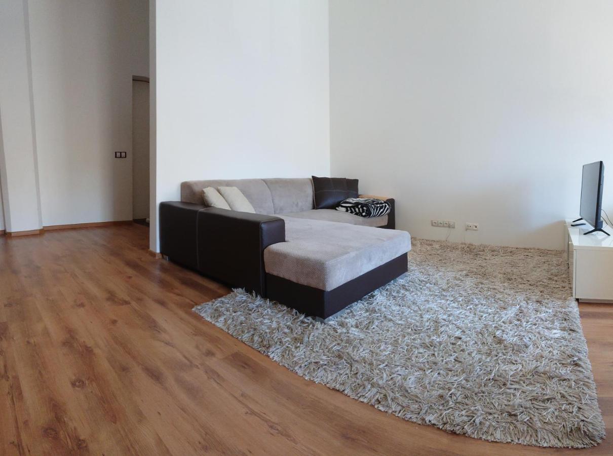 Apartment Centre Kreutzwaldi Apartment, Free Parking